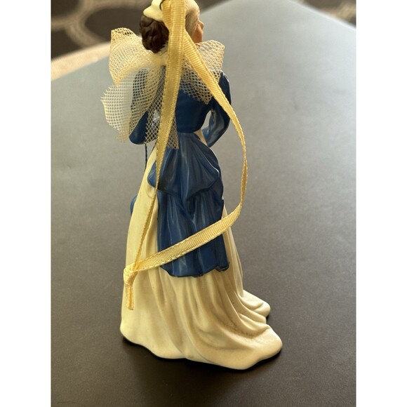 Hallmark ‘03 Gone With the Wind Ornament Scarlett O'Hara White Dress Blue Jacket - Picture 5 of 9